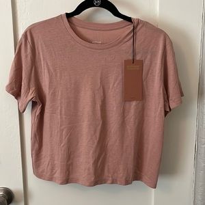 Girlfriend collective oyster cults cropped tee